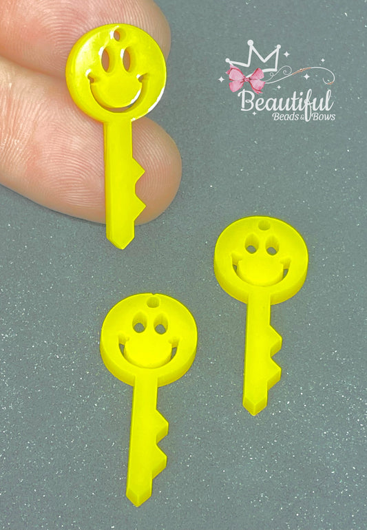 Dije Carita Feliz Llave