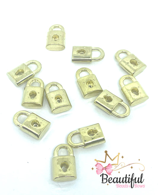 Candados en acrílicos